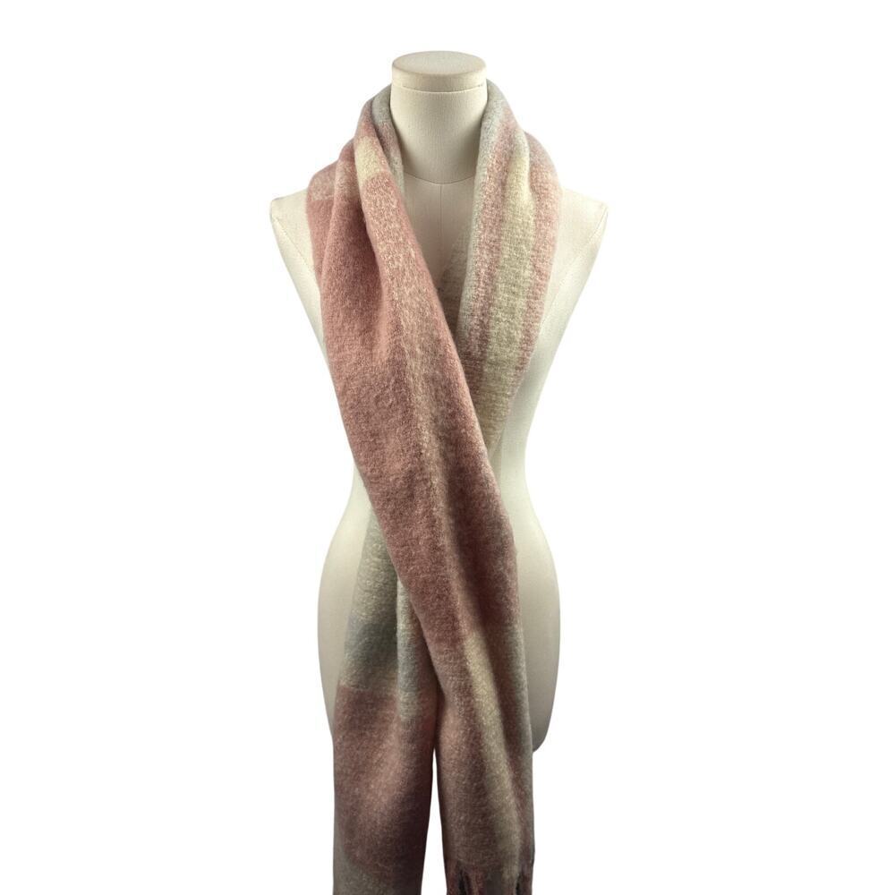 Women’s Altar’d State O/S Blush, Cream, & Grey Plush Scarf